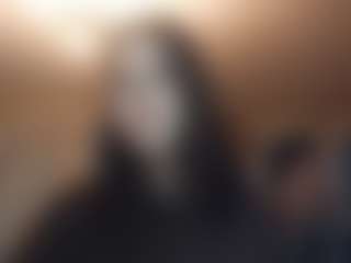 Live cam show with AlizaLiggett - Ass Bouncing on Dare Cams