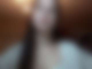 Live cam show with AlizaLiggett - New Shaved Pussy on CamwithHer