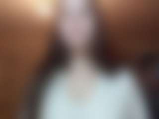 AlizaLiggett MILF webcam performer live streaming