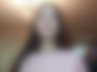 Live cam show with AlizaLiggett - Gamer MILF on livesuperchat.net