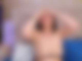 alma-alvare's Live Sex Cam Show