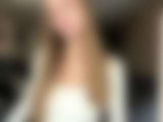 Live cam show with AntionetteDejong - Fetish Brown Hair on Camsoda