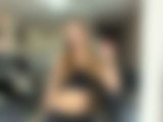 Live cam show with AntionetteDejong - Full Nudity on Camsoda