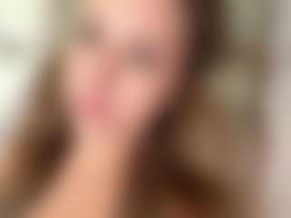 Live cam show with AntionetteDejong - Dirty Talk on Camsoda