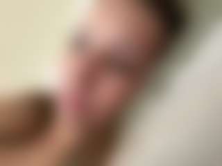 AntionetteDejong's Live Sex Cam Show