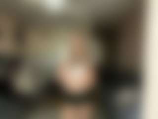 Live cam show with AntionetteDejong - Solo on liverealitysex.com