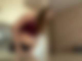 Live cam show with AntionetteDejong - Athletic Blowjob on Camsoda