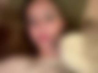 Live cam show with AntionetteDejong - Dominant on Camsoda