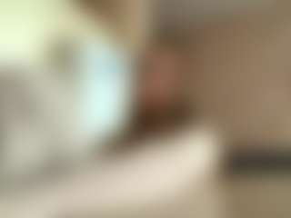 Live cam show with AntionetteDejong - Squirt on Dolls Live