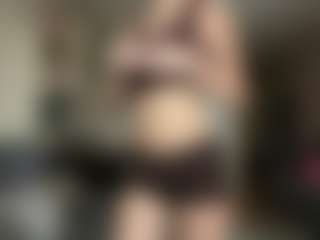 Live cam show with AntionetteDejong - Baby on Camsoda