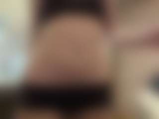 Live cam show with AntionetteDejong - Blowjob on SinfulBabes