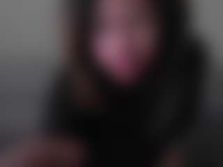 Live cam show with AriellaSexy - Big Tits on CamSextacy
