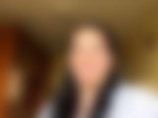 Live cam show with AshleeVankoten - Facial on TeamSkeetLive