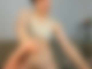Live cam show with AutumnRiddle - Gray Eyes on TeamSkeetLive