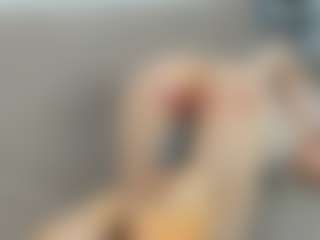 Live cam show with AutumnRiddle - Gray Eyes on mypornchat.com