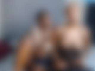 Live cam show with Ebonydripps - Nipple Piercings on crypto-cams
