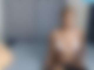 Live cam show with Ebonydripps - Gray Eyes on hrnylive.com