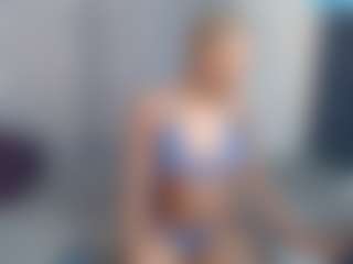Live cam show with Ebonydripps - Flashing on CSO-WL