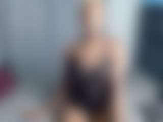 Ebonydripps's Live Sex Cam Show