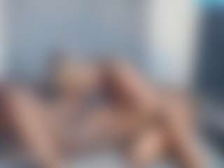 Live cam show with Ebonydripps - Average on CamwithHer