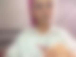 Kira's Live Sex Cam Show