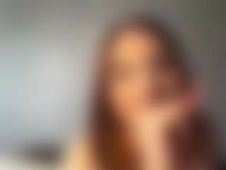Kira's Live Sex Cam Show