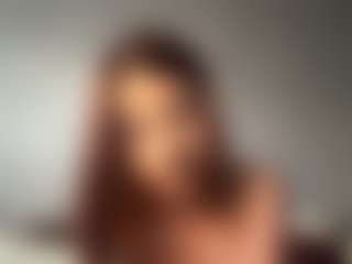 Kira's Live Sex Cam Show