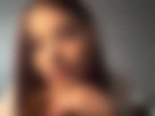 Kira's Live Sex Cam Show