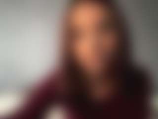 Kira's Live Sex Cam Show