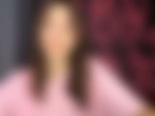 Live cam show with GearldineKoppelmann - Shaved Pussy on Uber Horny