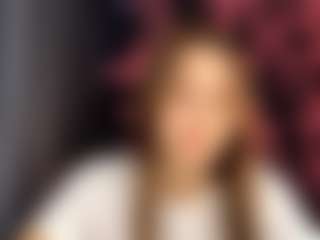 Live cam show with GearldineKoppelmann - Public Brown Hair on livesuperchat.net