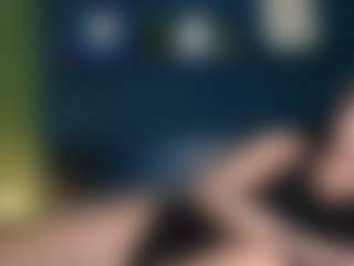 Giuliiaa's Live Sex Cam Show