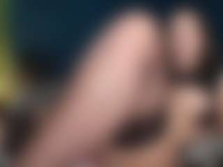 Giuliiaa's Live Sex Cam Show