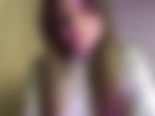Live cam show with Sarah - Thin on CamClone