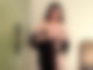 Live cam show with Sarah - Eating Pussy on Camsoda