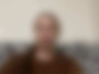 Live cam show with KindraDin - College Brown Hair on livesuperchat.net