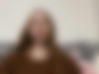 Live cam show with KindraDin - Dildo Brown Hair on Camiplay Live