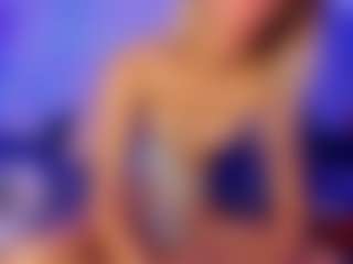 Live cam show with LisaBunnny - Twerk on Camsoda