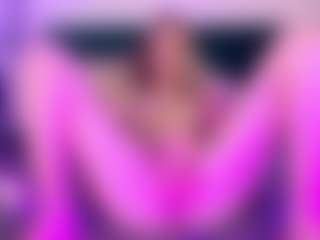 Live cam show with LisaBunnny - Gray Eyes on SquirtSoMuch