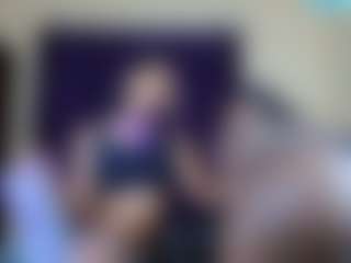 Live cam show with Lovedrizzles - Gagging on StripNow