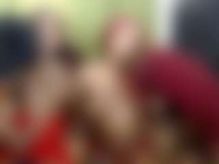 Live cam show with Rox and Anne - Average on slutload