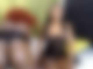 Live cam show with Rox and Anne - Average on live.xbliss.ai