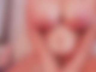 Mylovegenesis's Live Sex Cam Show