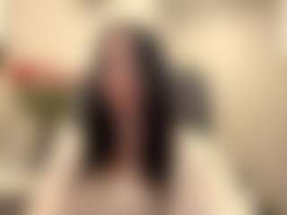 Live cam show with Carolina - Dildo on Gym Cam Girls