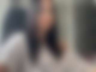 Live cam show with Carolina - Facial Piercings on camwithhim.com