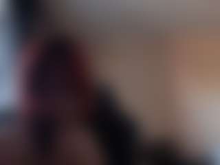 Live cam show with Nika - Facial Piercings on Cam Slut