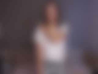 Live cam show with NinaDrama - Athletic Brown Eyes on fapnchat