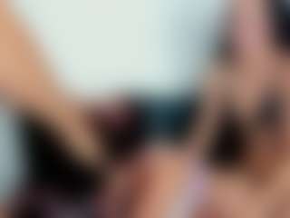 Live cam show with queen-chakti - Cock Rating on Camsoda