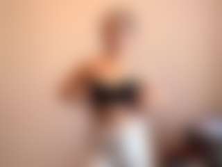 RosanneLaib's Live Sex Cam Show