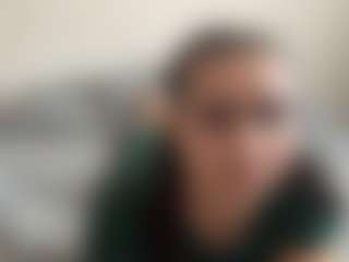 Live cam show with RosanneLaib - Hairy Pussy Brown Hair on camgirlchat.live